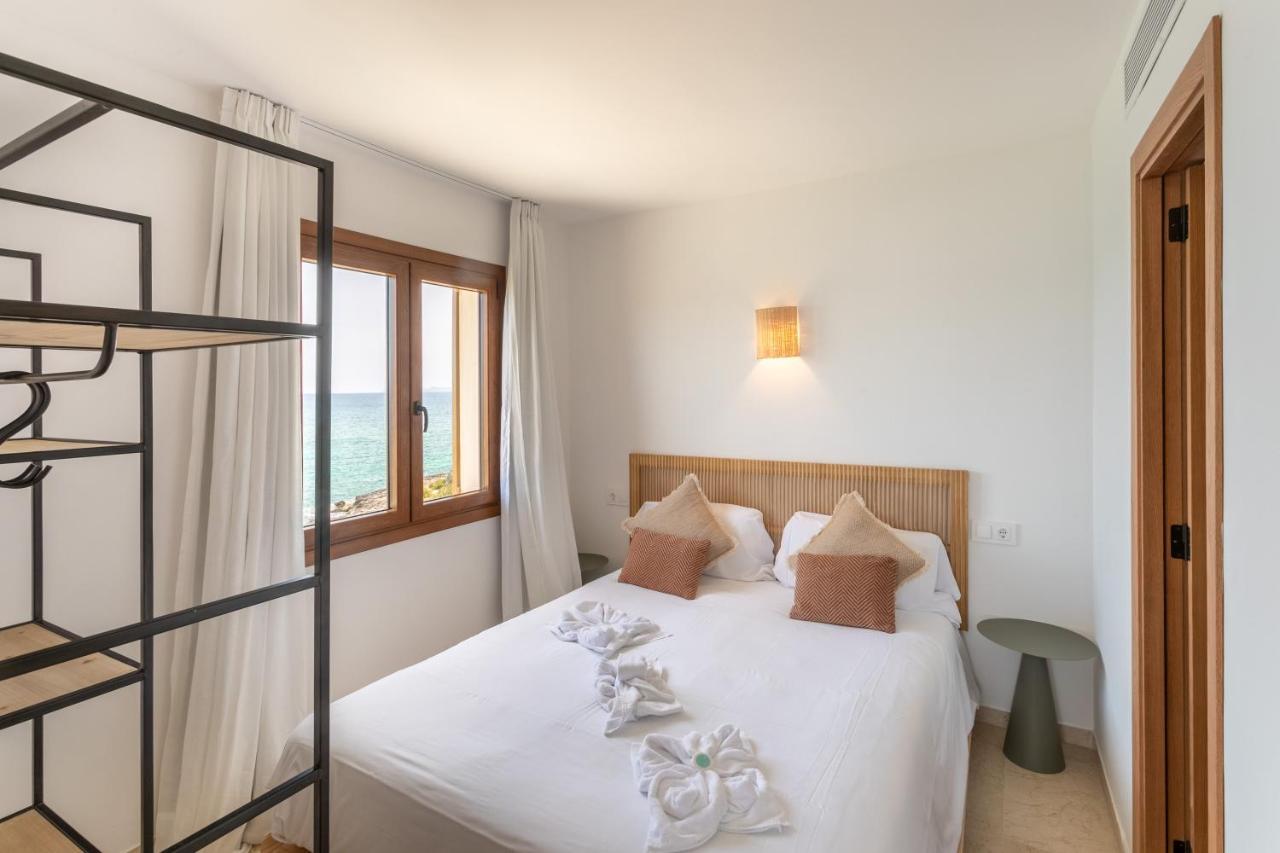 Beachfront Holiday Apartment Lotja 7 - Grupo Berna Colonia de Sant Jordi Bagian luar foto
