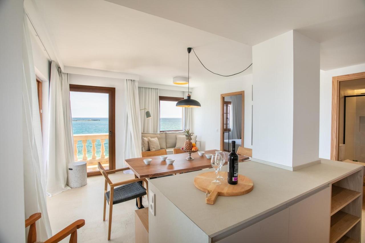 Beachfront Holiday Apartment Lotja 7 - Grupo Berna Colonia de Sant Jordi Bagian luar foto