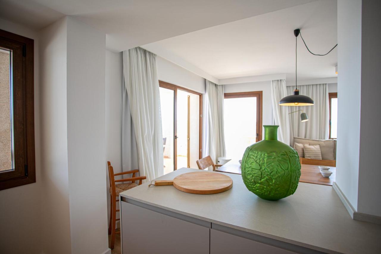 Beachfront Holiday Apartment Lotja 7 - Grupo Berna Colonia de Sant Jordi Bagian luar foto